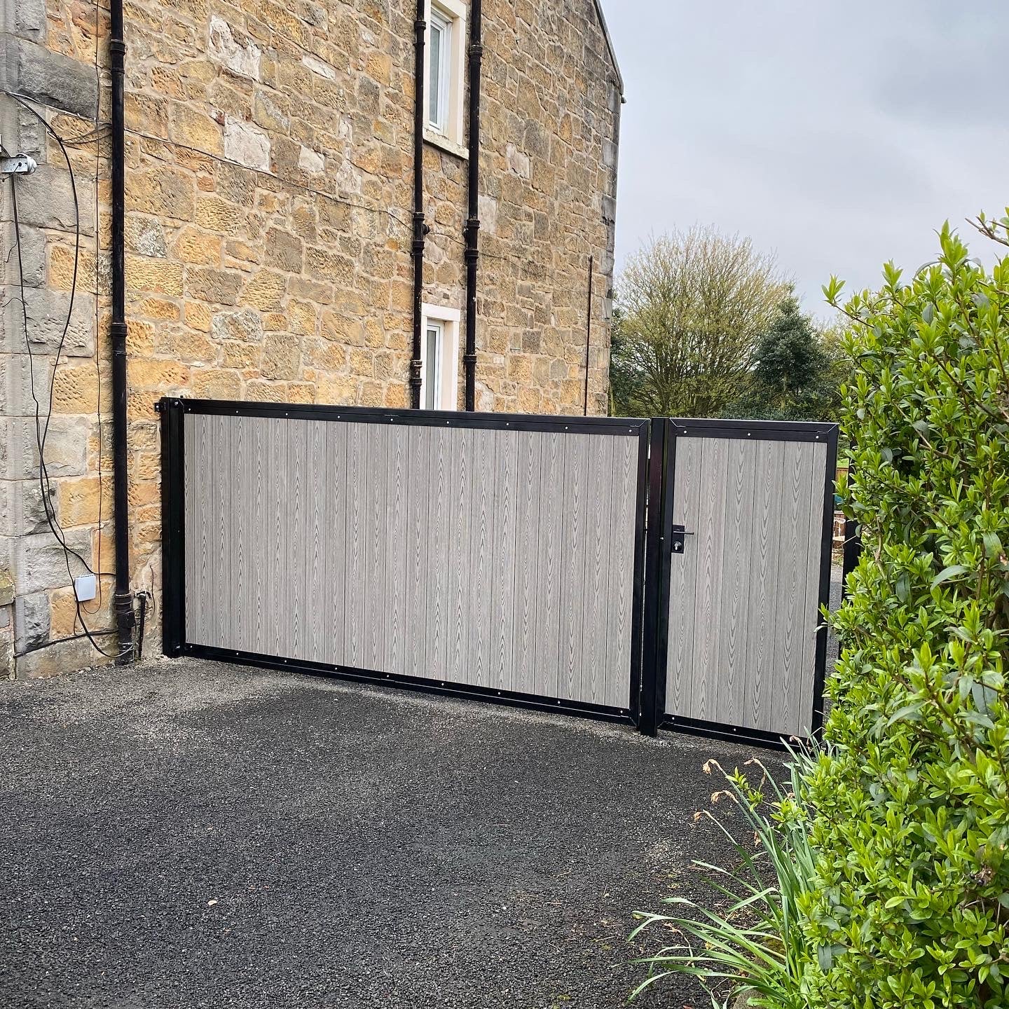 Infill Panel Gates