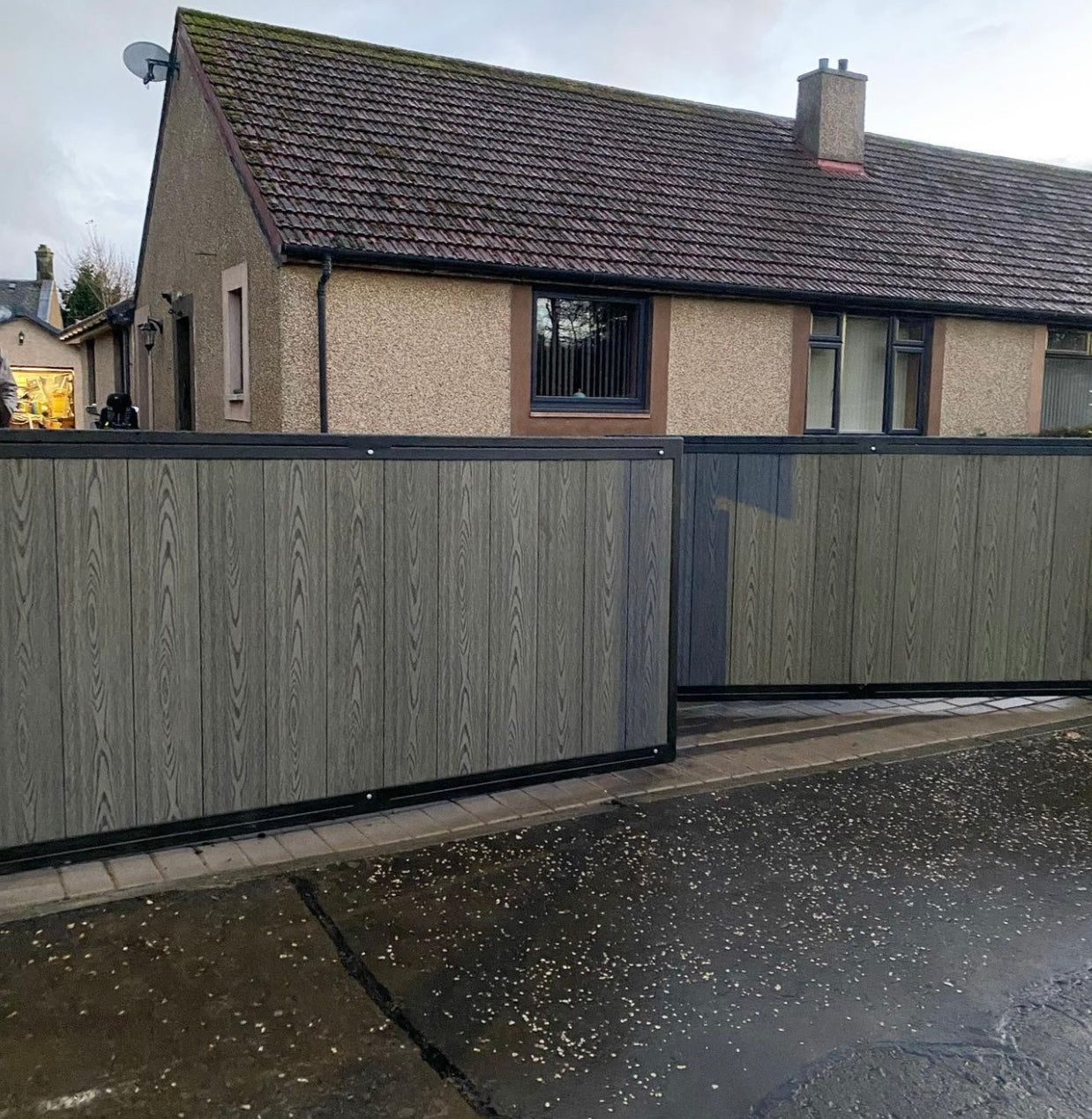 Infill Panel Gates