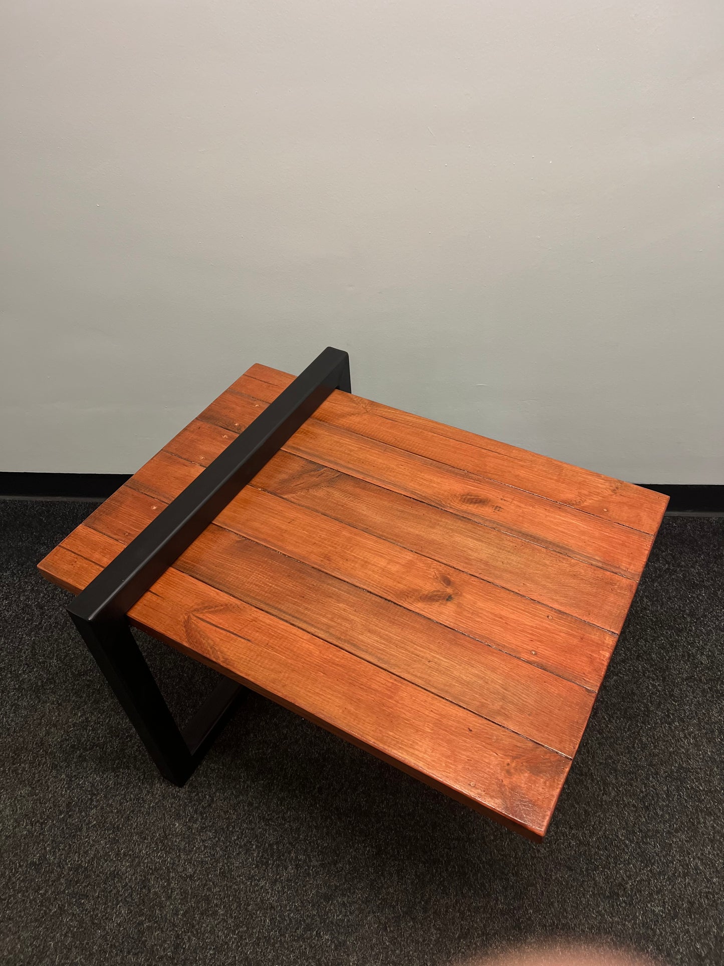 Minimalist Table